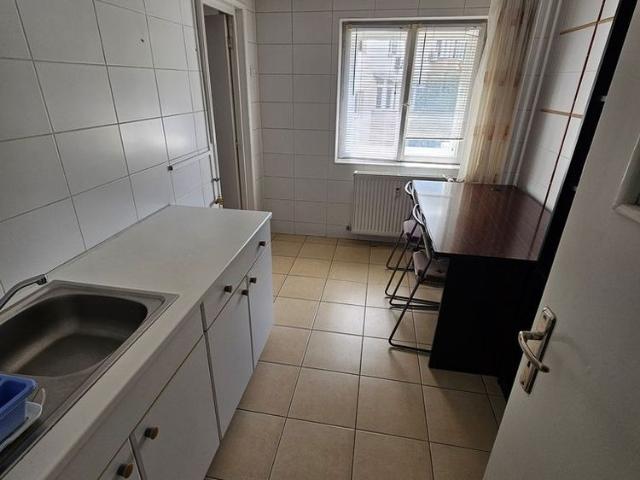 Garsoniera Decebal | bulevard | pentru locuit sau birouri/firma