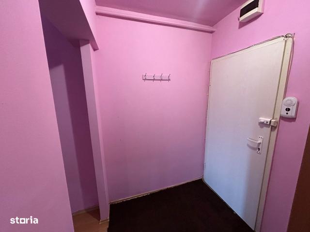Garsoniera, etaj 10 Zona Cetate