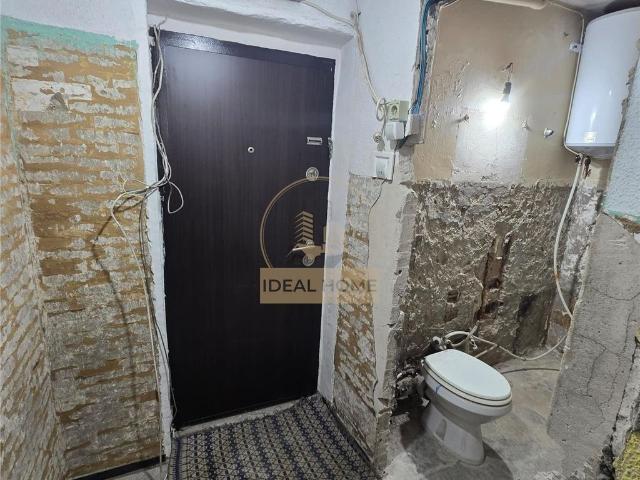 Garsoniera. Etaj 2. iasi Renovare Totala