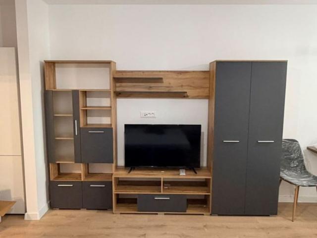 Garsoniera | Hils Titanium | Loc parcare | Centrala | Balcon | Metrou