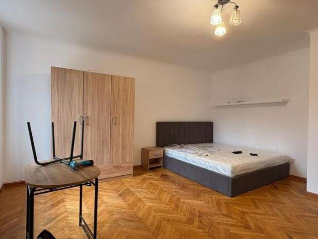Garsoniera in Centrul Vechi | Strada Covaci | 34.5 Mp | Metrou Unirii