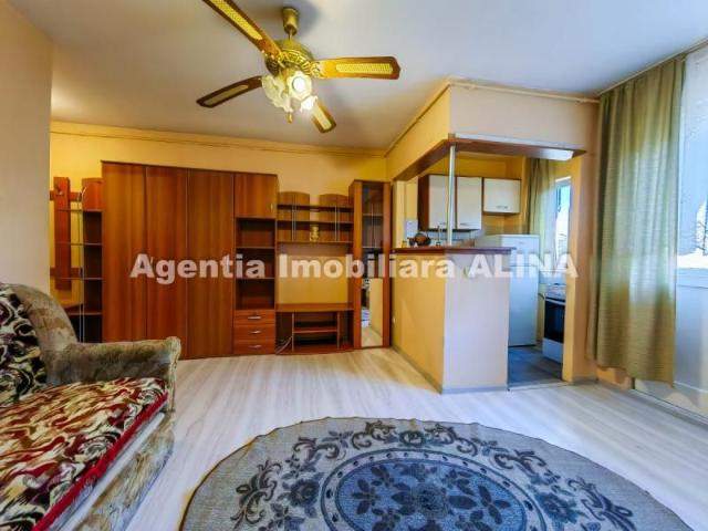 Garsoniera in Deva, zona Dacia, Aleea Romanilor, 27mp, etaj 2.