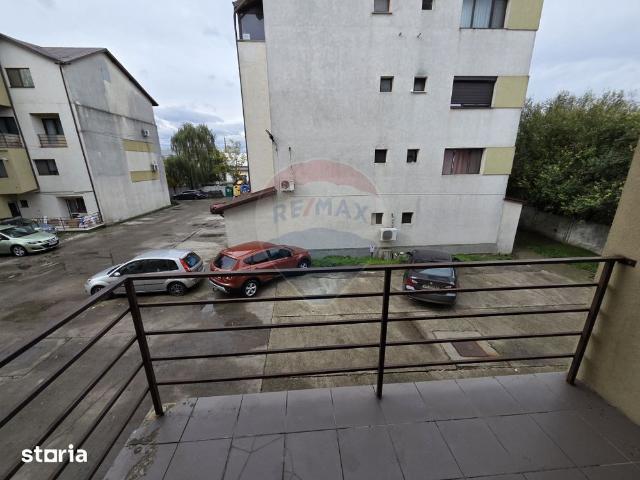 Garsoniera in spate la Penny Obor plus loc parcare