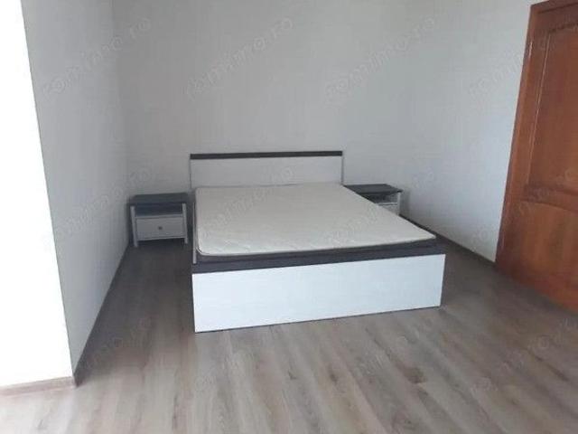 Garsoniera in zona Izvor