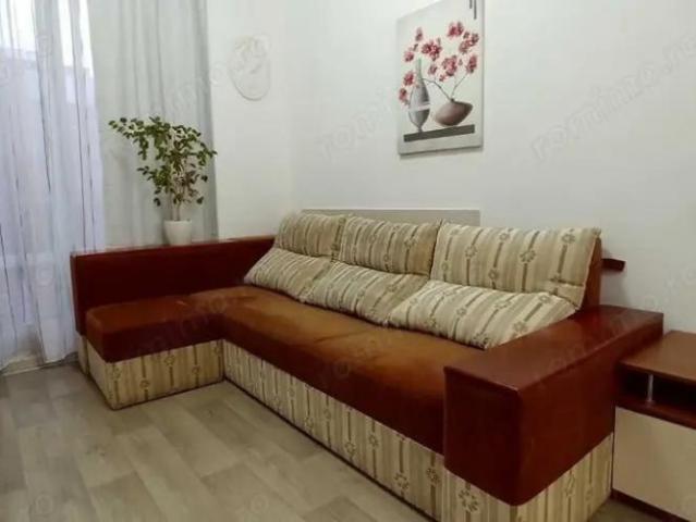Garsoniera in zona Izvor