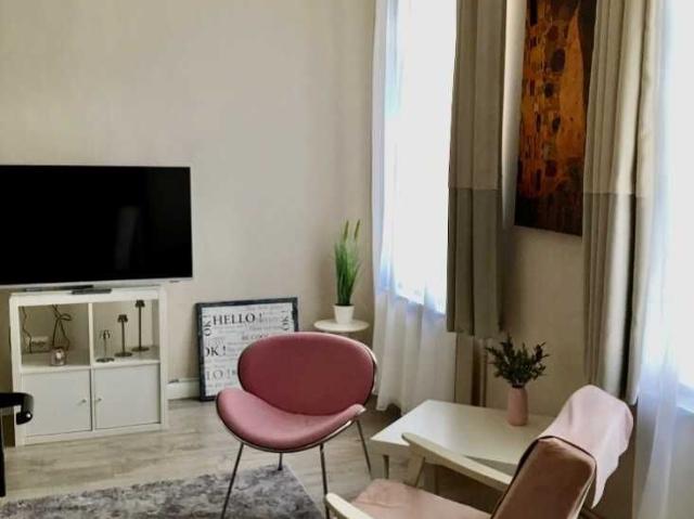 Garsoniera lux Centru Istoric 395 Euro