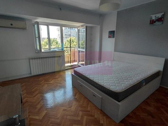 Garsoniera la inchiriere in rondul Alba Iulia
