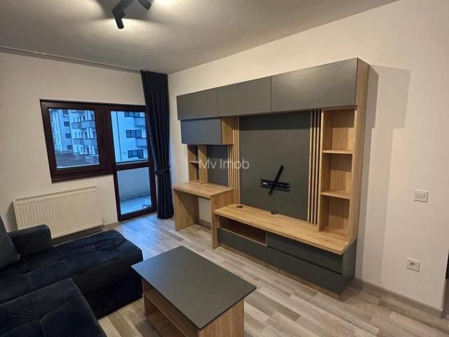 Garsoniera la intrare in Sanpetru langa noul Mall str Sf Stefan nr 2