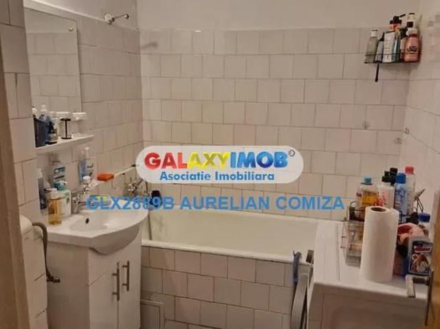Garsoniera pentru inchiriat Drumul Taberei zona Sibiu Favorit etaj 3/9