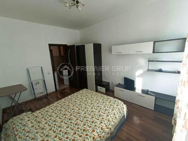 Garsoniera, Podu Ros, 22mp
