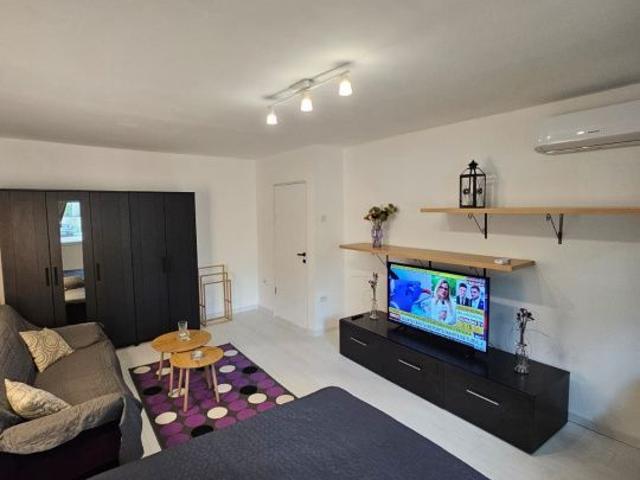 Garsoniera Spatioasa | Timpuri Noi Unirii | AC | Disponibila Iulie