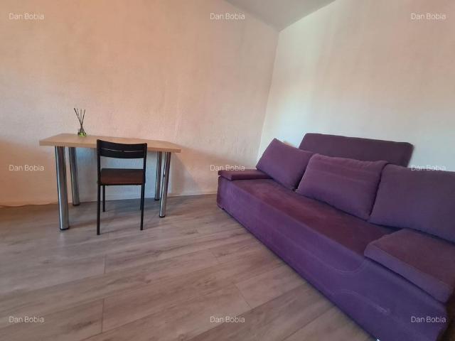 Garsoniera spatioasa mall vitan 10 min M Dristor