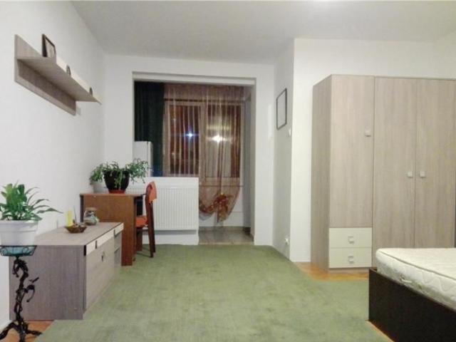 Garsoniera spre inchiriere zona Ttitan Bucuresti