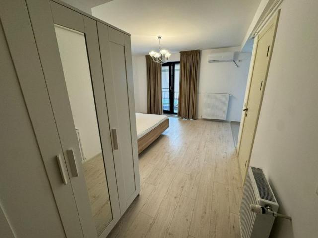 Garsoniera Theodor Pallady Loc Parcare, Bloc NOU!