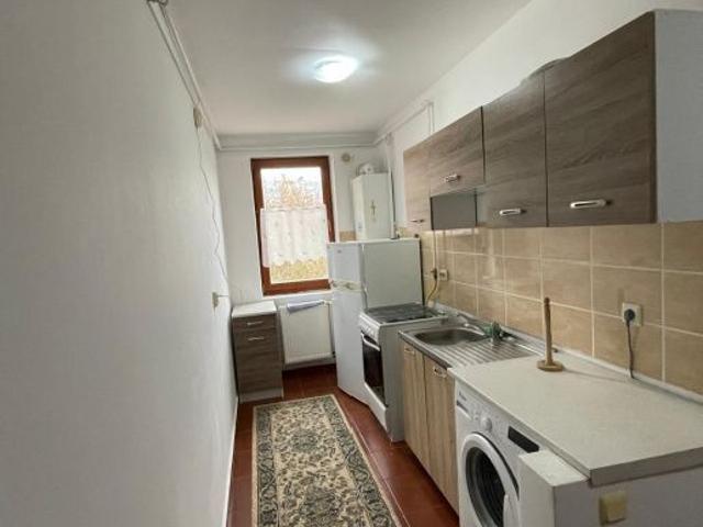 Garsoniera utiala, 27 mp, zona Vest