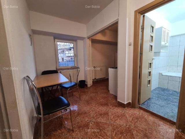 Garsoniera ultracentral 4 min unirii Contract ANAF