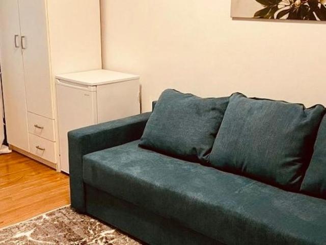 Garsoniera Unirii Alba Iulia, mobilată si utilată modern, renovată, curată