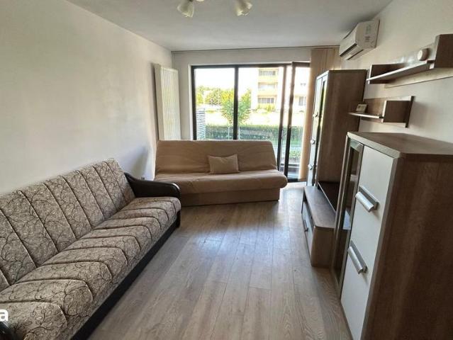 Garsoniera Urban Coresi
