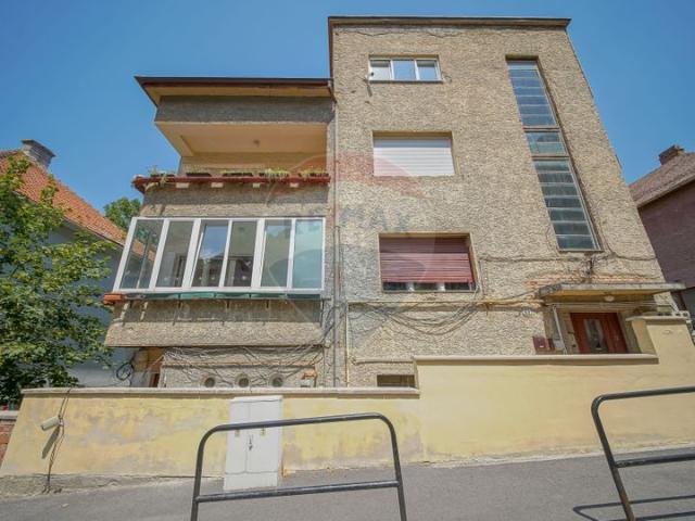 Garsoniera vanzare in casă / vilă Brasov, Brasovul Vechi vezi locația pe hartă