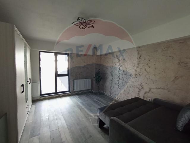 Garsoniera vanzare in bloc de apartamente Dolj, Craiova, Calea Severinului vezi locația pe hartă