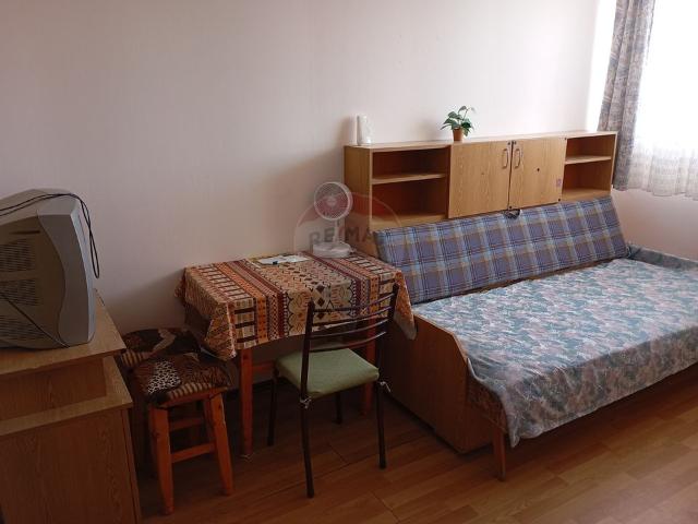 Garsoniera vanzare in bloc de apartamente Dolj, Craiova, Periferie vezi locația pe hartă