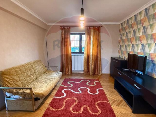 Garsoniera vanzare in bloc de apartamente Prahova, Ploiesti, Ultracentral vezi locația pe hartă