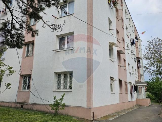 Garsoniera vanzare in bloc de garsoniere Suceava, Burdujeni vezi locația pe hartă