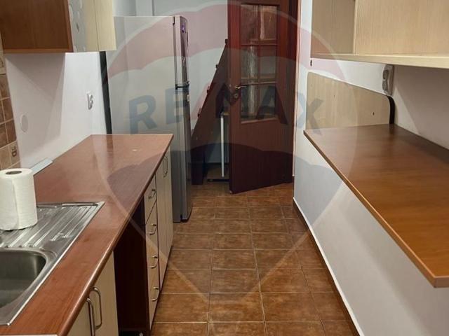 Garsoniera vanzare in bloc de garsoniere Suceava, Burdujeni vezi locația pe hartă
