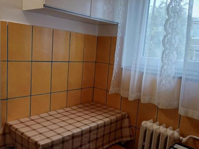 Garsoniera Zamca La inchiriere