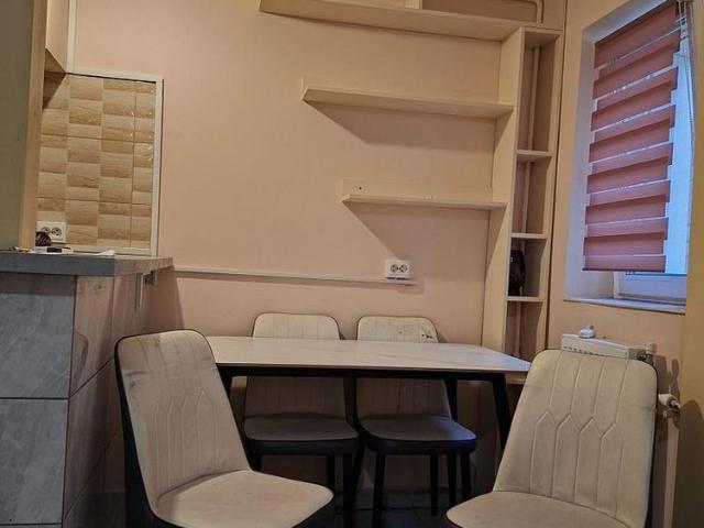 Garsoniera zona Gara Carrefour fosta Billa