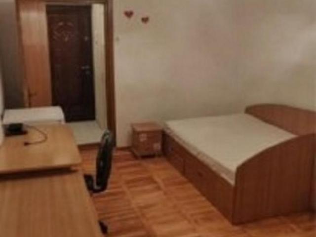 Garsoniera zona Podu Ros Spitalul de Recuperare