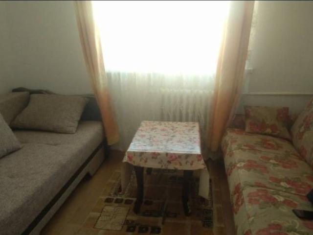 Garsoniera zona Zamca