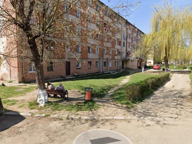 Garsoniera 10 mp langa parcul Corvin