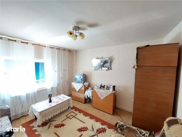 Garsoniera, 28 mp, decomandata, etaj 4, Contactoare O'Brothers