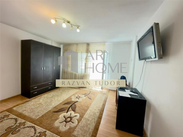 Garsoniera 40m2, zona Cantacuzino, Ploiesti
