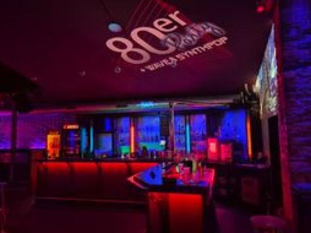 Eventlocation & Club in Berlin zur Miete bis 200 Gäste | Komplett ausgestattet