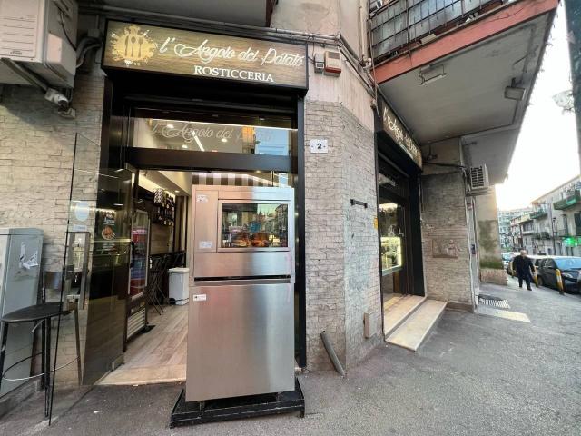 Gastronomia in vendita a Napoli