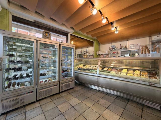 Gastronomia in vendita a Parma