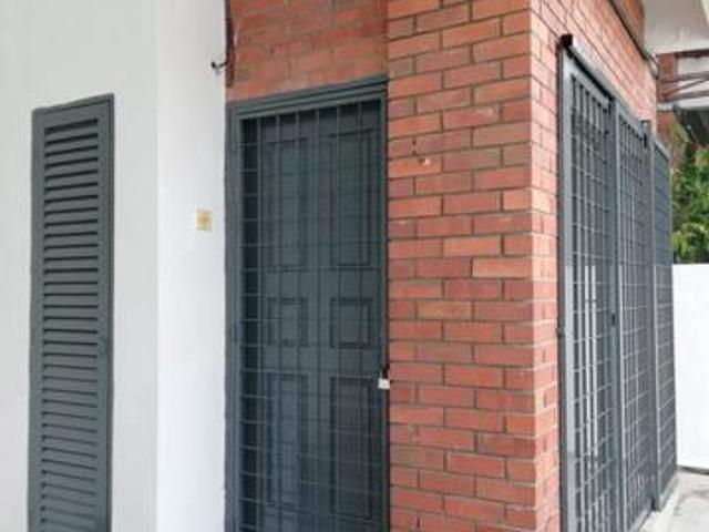 Gated and guarded 4 rooms 2 storey House SS 23 Taman Sea PJ
