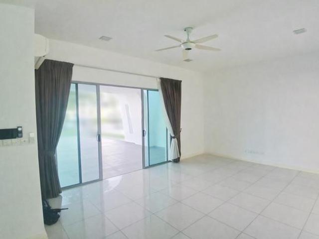 GATED COMMUNITY GOOD UNIT Liu Li Garden Setia Eco Glades Cyberjaya