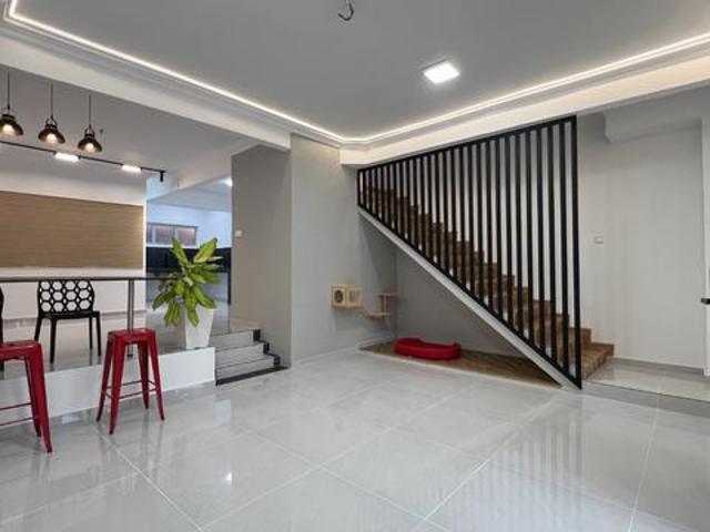 GATED GUARDED FREE SNP Sungai Long Kajang