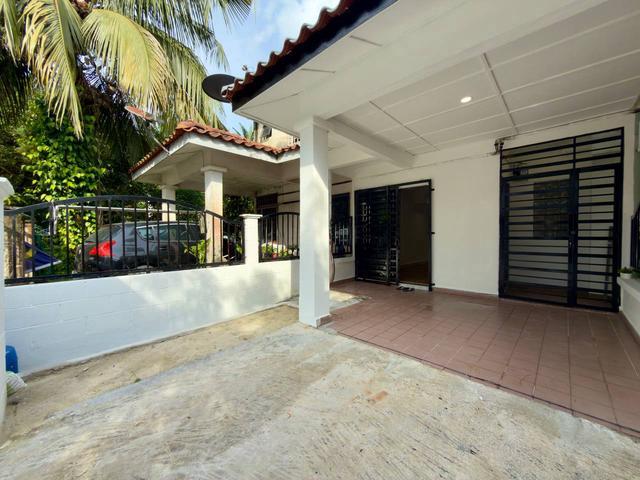 GATED GUARDED FREEHOLD 2 Storey Terrace Taman Villa Height Kajang