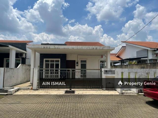 [GATED & GUARDED] SEMI D SETINGKAT KOTASAS PRESINT 5, EVERGREEN