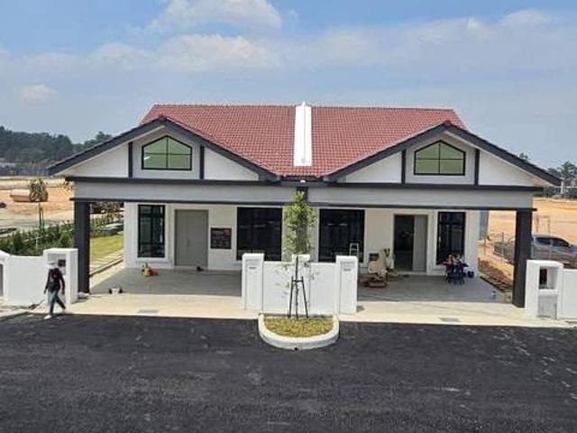 Gated Guarded Single Storey SemiD Ayer Keroh Bukit Beruang Katil Baru