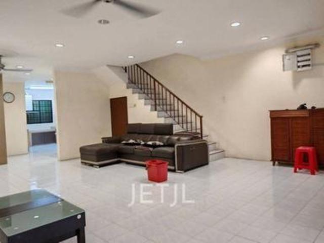 GATED GUARDED Taman Saga Klang Double Storey House 20x80 FURNISHED