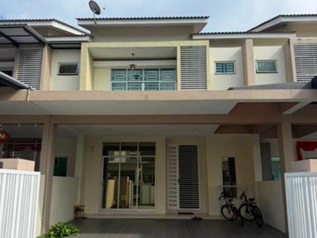 Gated Guarded 22 ft width 2 storey Terrace at Hillpark Residence Alma
