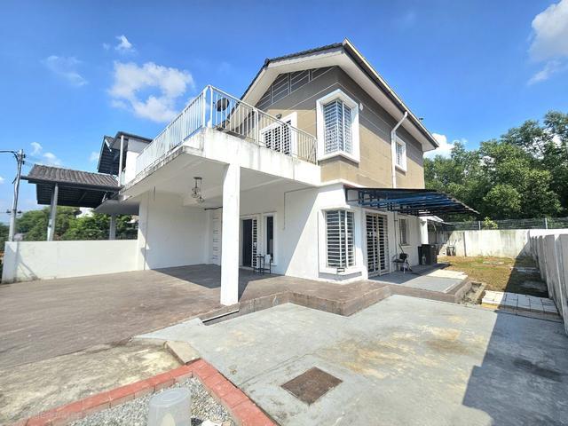 Gated Guarded 2 Sty Semi D Taman Desiran Bayu Puchong