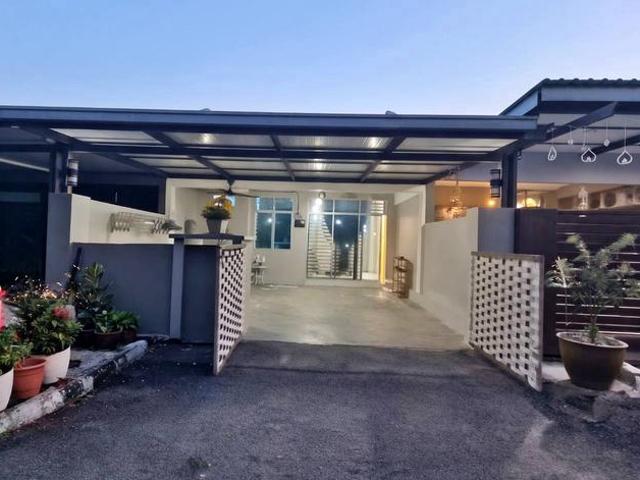 Gated GuardedPrima Bandar Seri MahkotaTeres 1 Tingkat