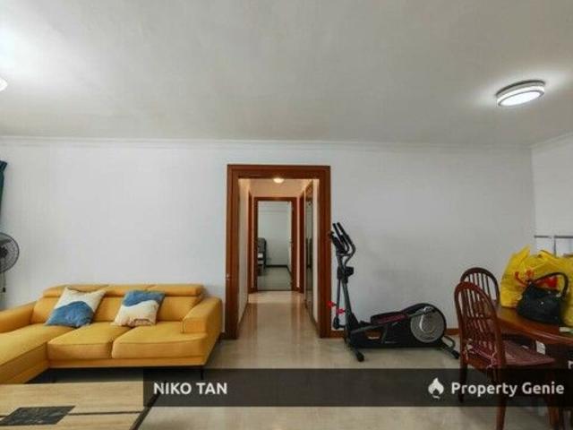[GATED]The Straits View Condo Permas Jaya For Rent