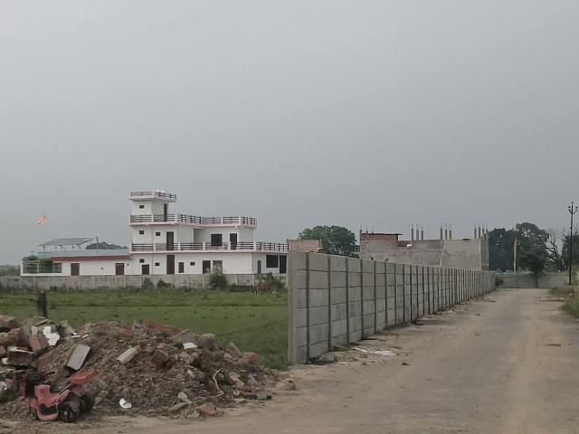 Gaur Aerocity 70 Sq.Yd. Plot in Gaur Yamuna City Greater Noida Listing ID: #9190